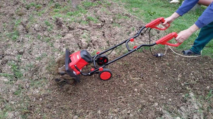 Sapa electrica Hecht 745 1500 W [2]