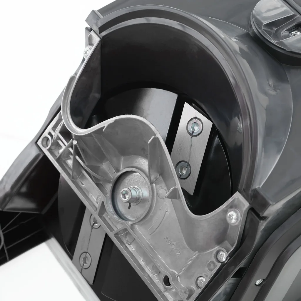 Tocător electric pentru crengi, 3000 W, maxim  4.5 cm, HECHT 630 BOX [10]