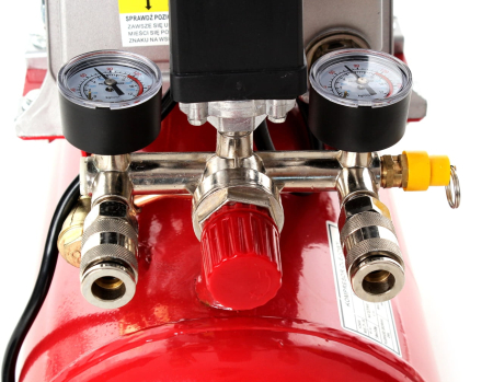 Compresor cu ulei 24L, 2,8 kW / 3,8 CP, 8 bar, 133 l/min, KD400 [21]