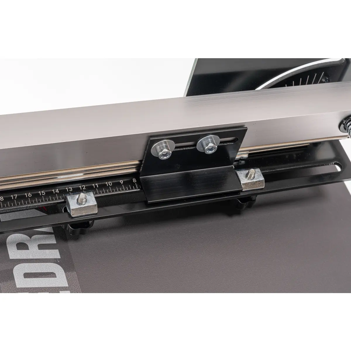 Dispozitiv de tăiere a polistirenului DEDRA, 200 W, lungime maximă de tăiere 135 cm DED7508 [4]