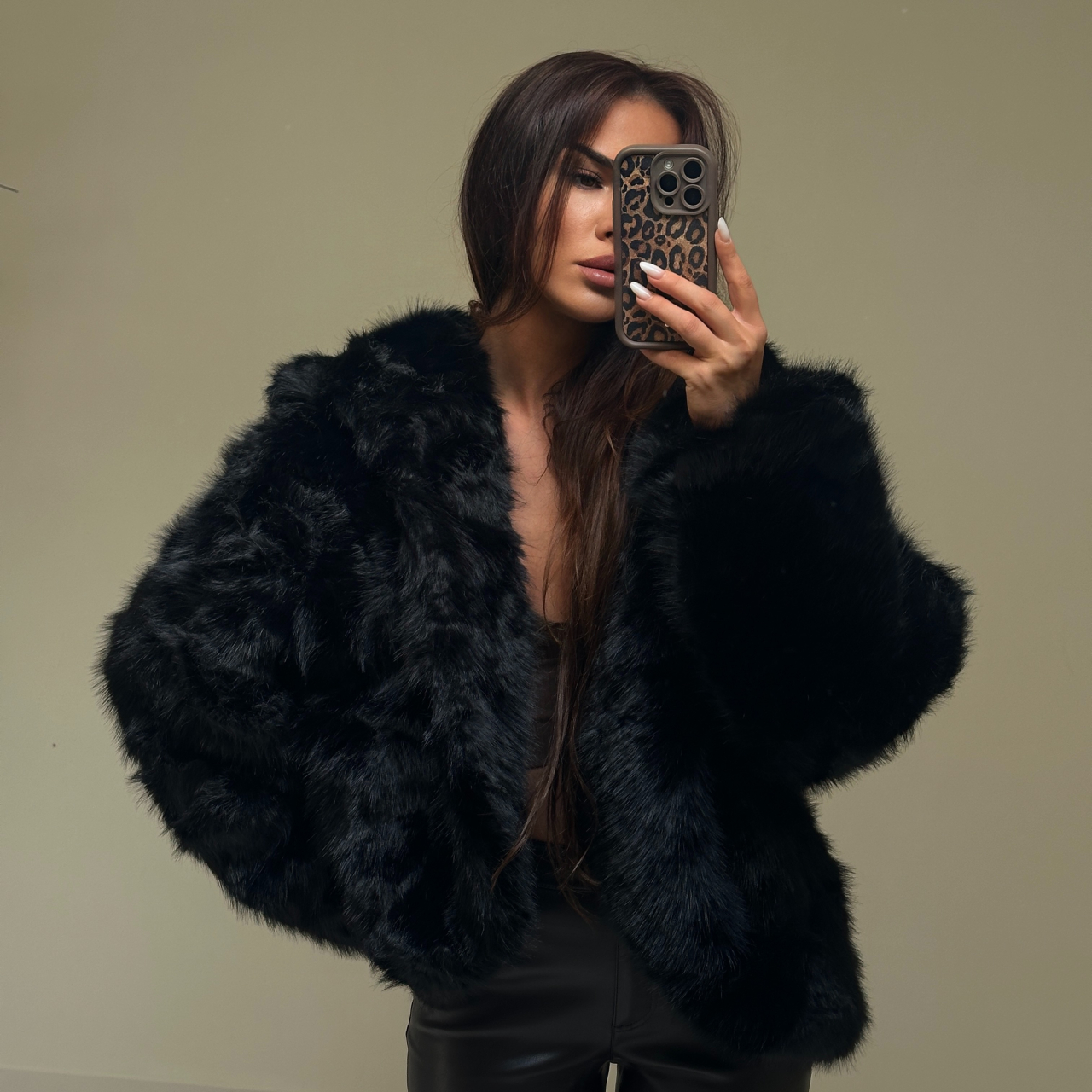Haină de blană cu gluga Black [4]