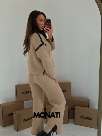 Set Compleu Tricotat Bej cu Detalii Negre [1]