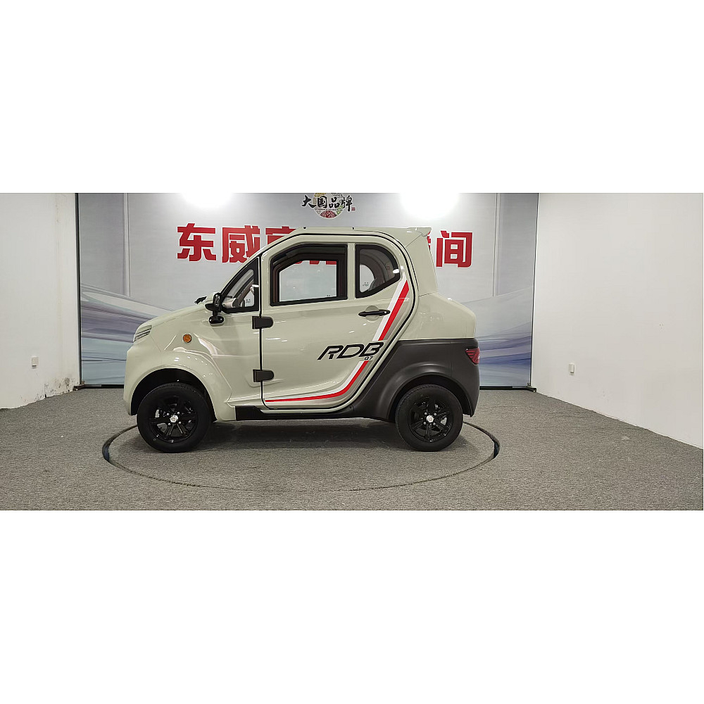 MASINA ELECTRICA RDB Q7, 2500w, 25KM/H [4]