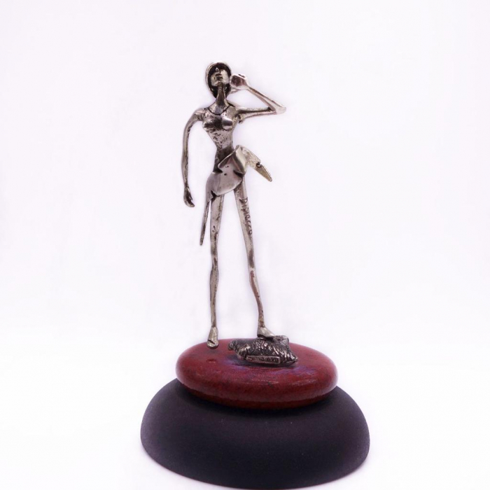 Miniatura figurina femeie [2]