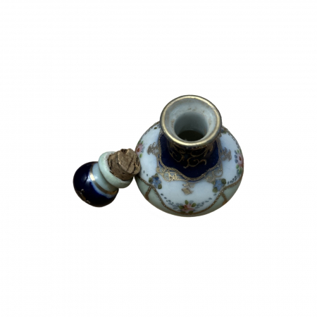 Sticluta de parfum [2]