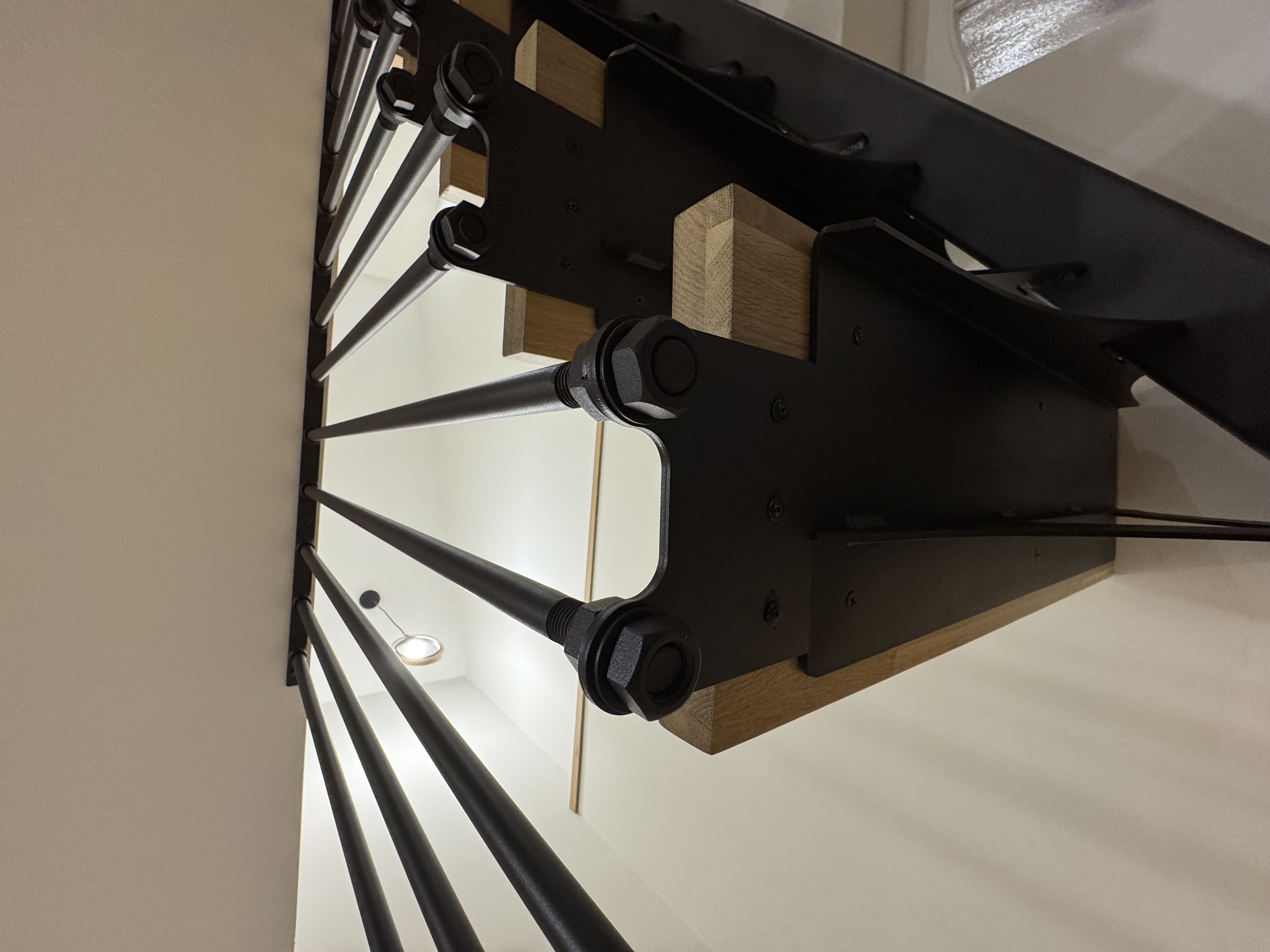 Dacă îți dorești mai multe informații, suntem aici pentru tine. Proiectul tău începe cu o alegere inspirată.