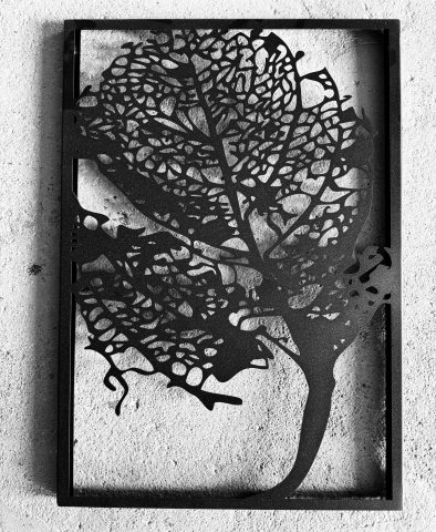 Wall Decorations - Metal wall decorations with complex leaf design