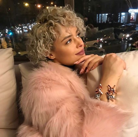 Bratara Brooke R [2]