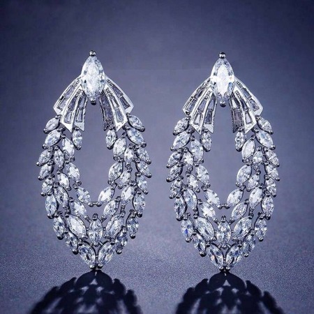 Cercei eleganti Roxanne [0]