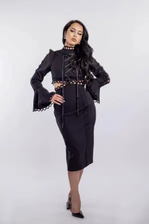 Rochii - Rochie neagra decupaje Serra