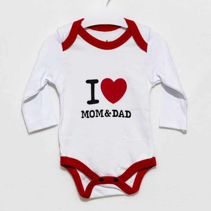 Set 3 piese bebe caciulita body pantaloni I love Mom&Dad [3]