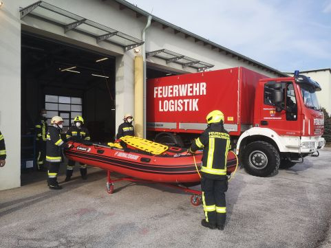 Barca pneumatică Poker 460 Heavy Duty [2]