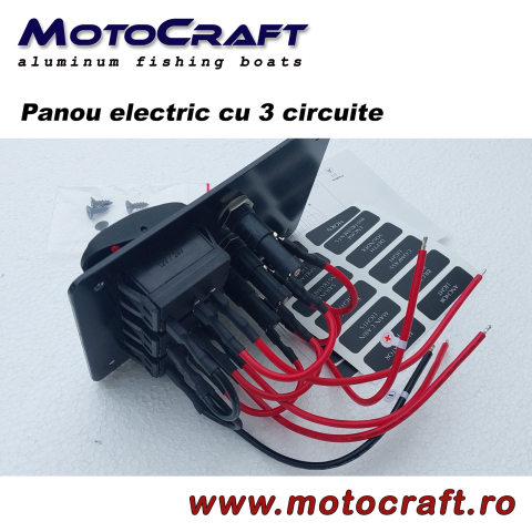 Panou electric marin AAA 10037 cu 3 întrerupătoare, LED și siguranțe – 12 V, IP65 [1]