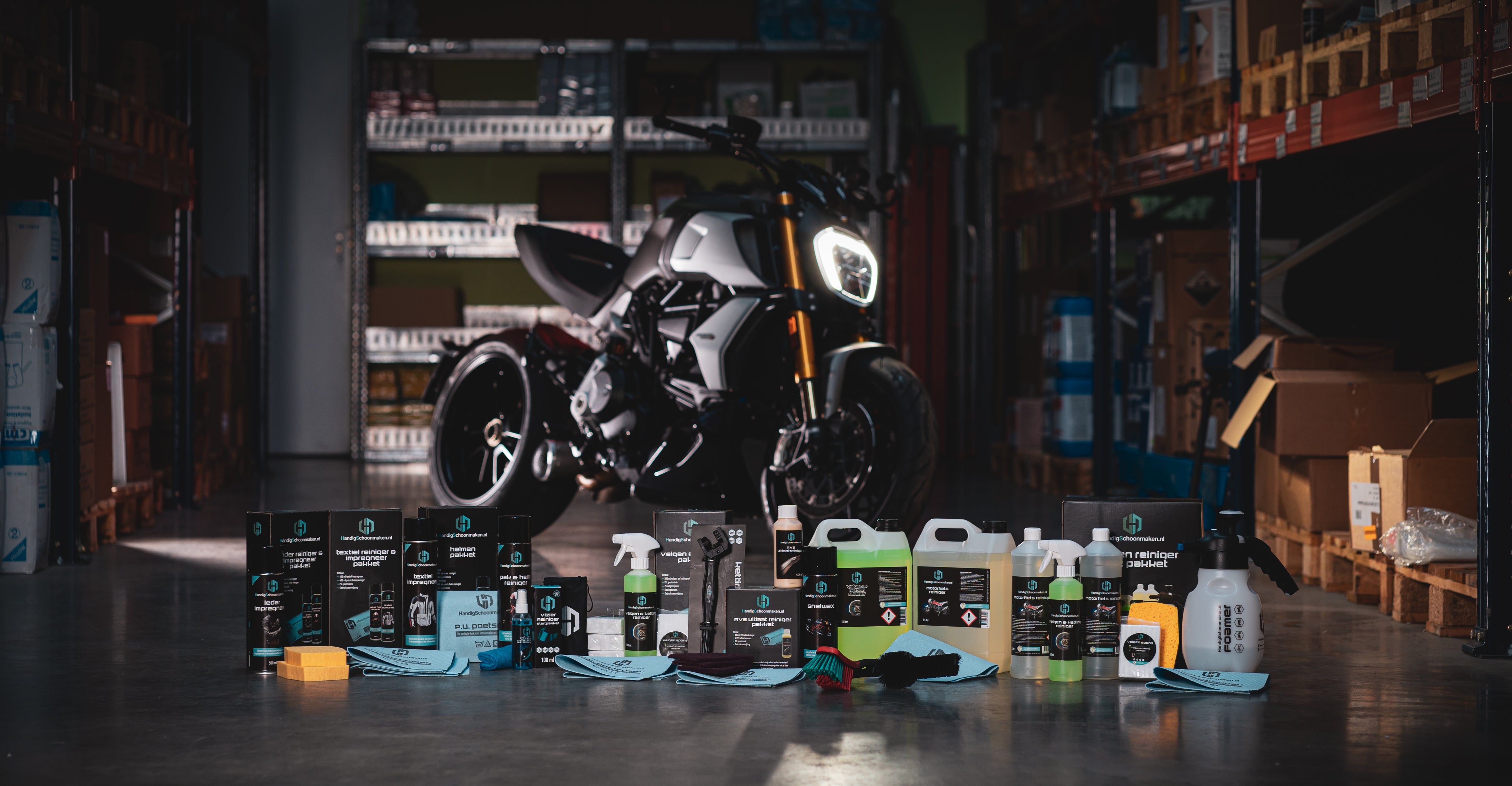 Curățarea motocicleta