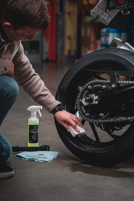 Starter kit curatare motocicleta [7]