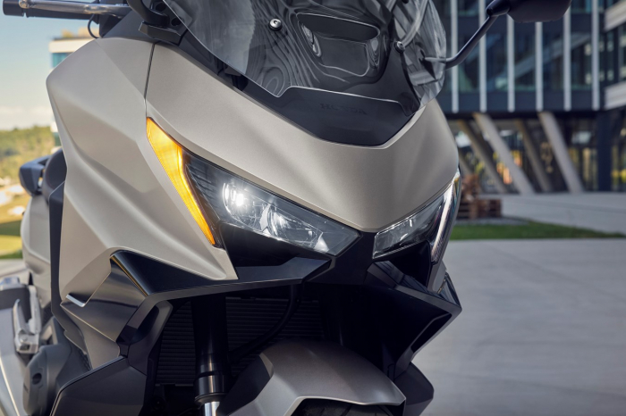 2025 Honda FORZA 750 [10]