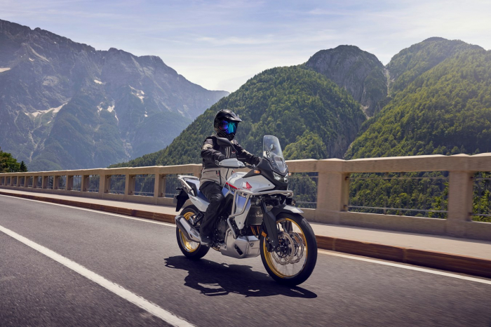 2025 HONDA   TRANSALP XL 750 [12]