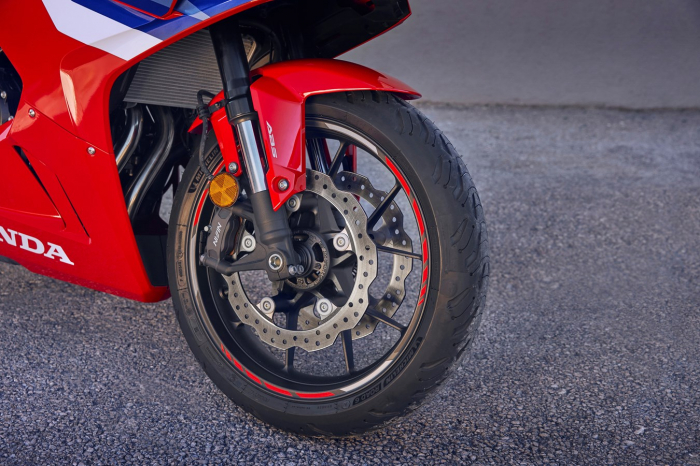HONDA  CBR 500R [15]