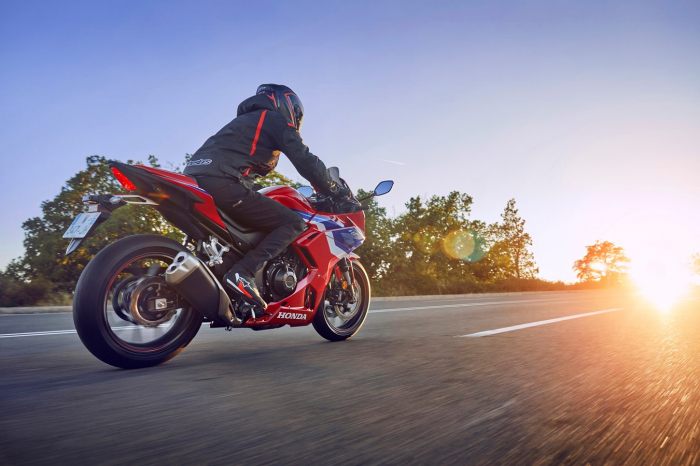 HONDA  CBR 500R [10]