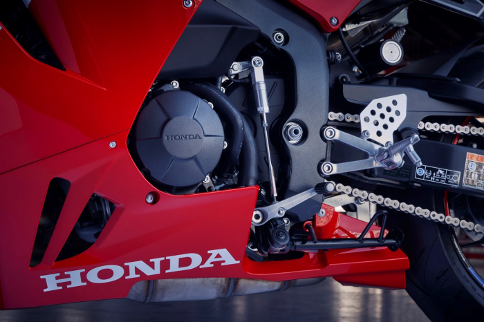 HONDA CBR 600RR [18]