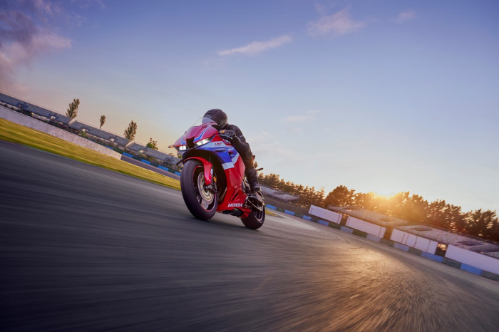 HONDA CBR 600RR [21]