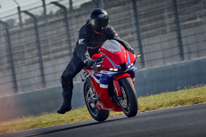 HONDA CBR 600RR [15]