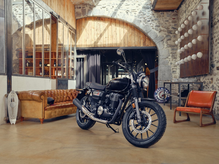 Honda GB350S [27]