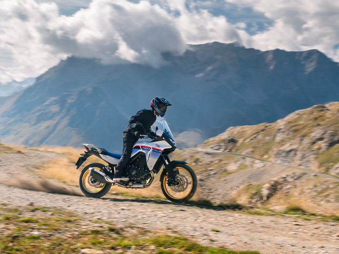 HONDA XL 750 TRANSALP [4]
