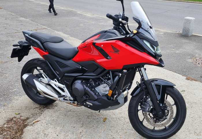 Moto Rulata Honda NC750X DCT 2025 [2]