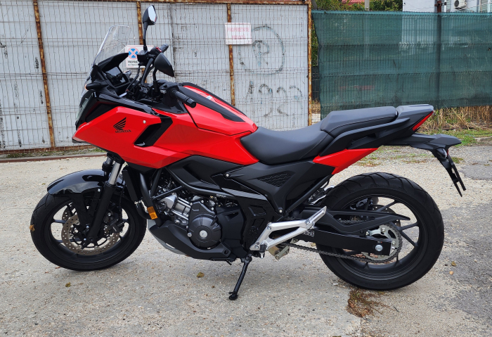 Moto Rulata Honda NC750X DCT 2025 [1]