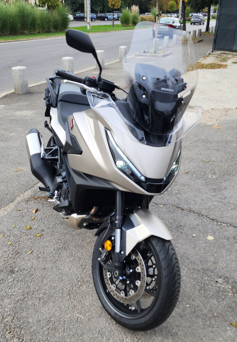 Moto Rulata Honda NT 1100 DCT 2025 [4]