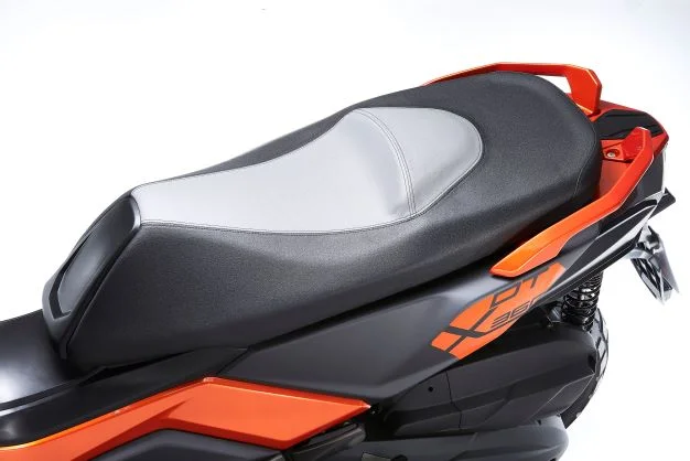 Scuter Kymco DTX 360 TCS [6]