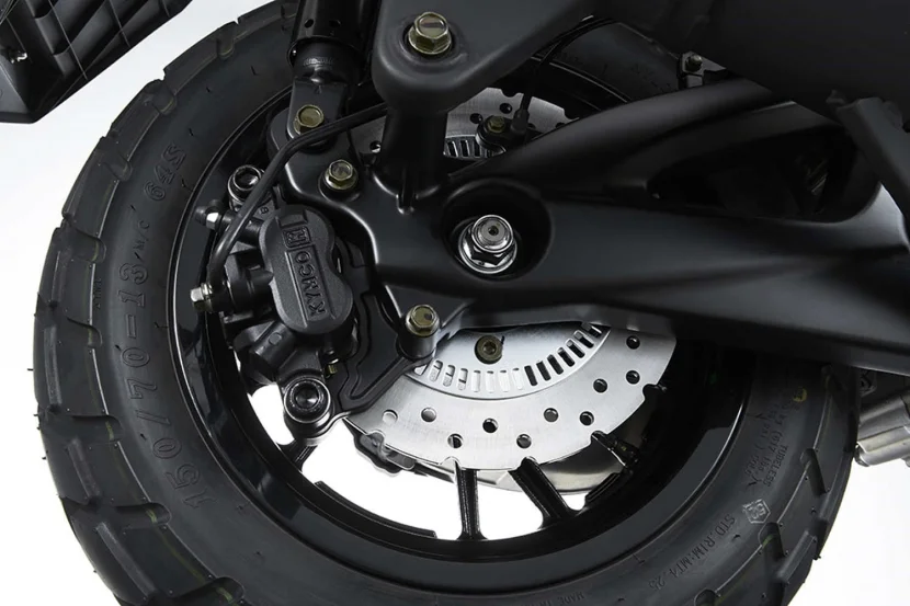 Scuter Kymco DTX 360 TCS [12]