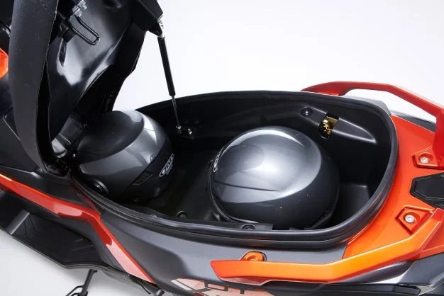 Scuter Kymco DTX 360 TCS [4]