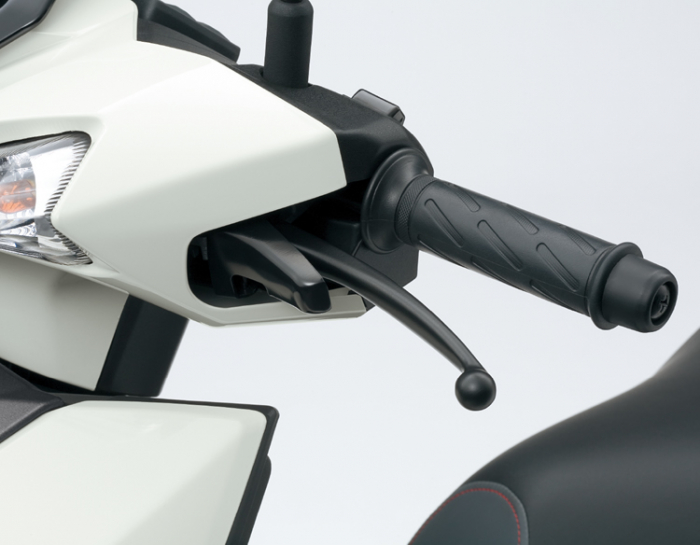 SUZUKI AVENIS 125 [6]