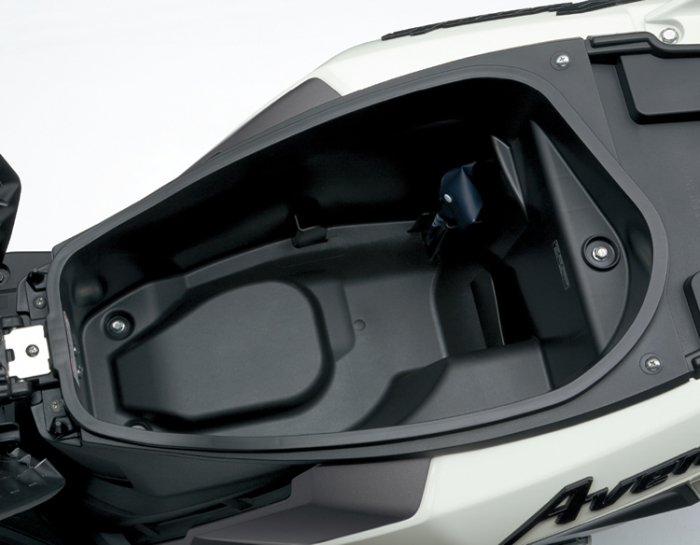SUZUKI AVENIS 125 [4]