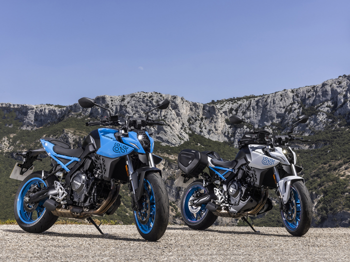 SUZUKI GSX-8S [11]