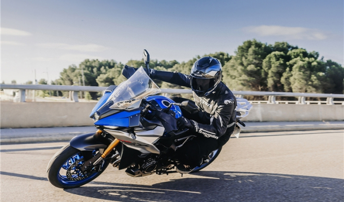 SUZUKI GSX-S1000GX [9]