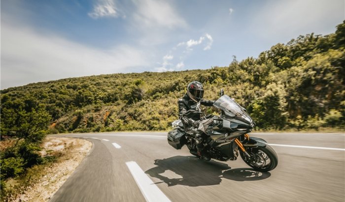 SUZUKI GSX-S1000GX [27]