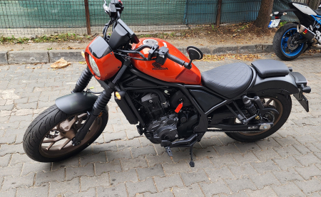 Moto Rulata Honda REBEL 1100 DCT Special Edition 2025 [2]