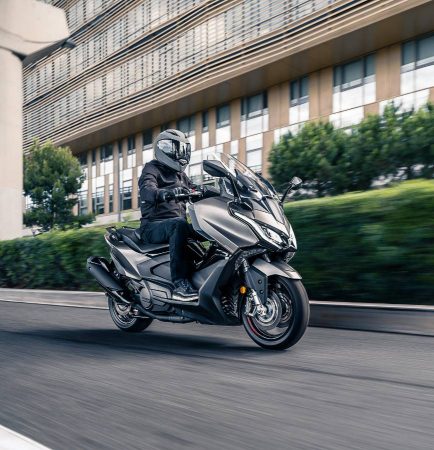 Scuter Kymco AK 550 Premium AIBS TCS [12]