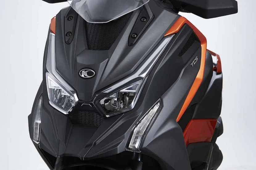 Scuter Kymco DTX 360 TCS [7]