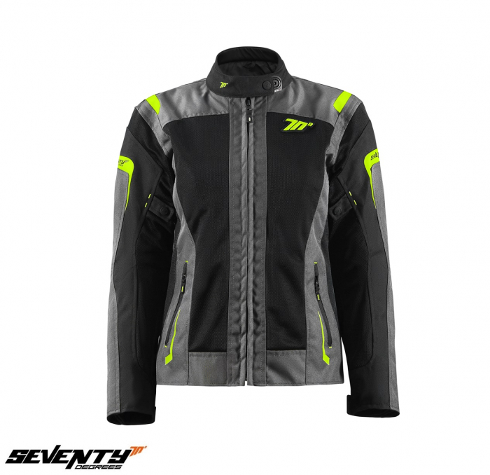 Geaca (jacheta) motociclete femei Touring Seventy vara model SD-JT68 Sahara culoare: gri/fuchsia (roz)  Geaca Deventy model SD-JT68 Sahara este o geaca de vara, conceputa pentru a asigura o foarte buna ventilatie, dar si protectie in zilele calduroase. Disponibila intre marimile XS-2XL, acest echipament vine echipat cu protectii Level A la umeri si coate, si combina materiale de calitate inalta, pentru siguranta si confort. Construita cu mesh rezistent si elemente de neopren la guler, geaca asigura un flux de aer optim, dar si un design elegant. Include protectii Level 1 la umeri si coate, dar si un buzunar pentru protectie spate, in situatia in care se doreste echiparea gecii cu protectie spate (protectia spate nu este inclusa; se achizitioneaza separat). Membrana interioara waterproof detasabila ofera protectie suplimentara in conditii de ploaie usoara. continand elemente reflectorizante si avand posibilitatea ajustarii gecii la talie (velcro-adjusted waist), geaca SD-JT68 Sahara este ideala pentru motociclistii ce cauta confort si stil, in utilizarea zilnica a motocicletei sau scuterului.  Descriere: • geaca tip touring/urban; • material: high resistant polyester 600D; • culoare: gri/fuchsia (roz); • tip croi: • geaca waterproof.  Caracteristici: • impermeabilitate: da; • protectie termica: nu; • geaca tip Touring/Urban, fabricata din 600D poliester, 100% ventilala si foarte usoara; • elemente reflectorizante pe exterior, pentru o vizibilitate mai buna; • interior detasabil, impermeabil; • talie ajustabila in laterale; • protectii Level 1 la umeri si coate, omologate si detasabile, pentru a oferi siguranta si protectie; • geaca este e prevazuta cu buzunar pentru protectie spate (protectia spate nu este inclusa, se achizitioneaza separat); protectia spate se comanda separat; • model certificat CE, clasa A, cu omologarea EN 17092-4:2020 standard; • protectii: protectii coate si umeri Level 1 (umeri: Clasa A, level 1; coate: Clasa A, level 1); • buzunar special in geaca pentru depozitarea telefonului mobil sau a ochelarilor de vedere/soare; • manecile pot fi ajustate, in circumferinta, la nivelul bratelor (reglaj sub umeri).  Compozitie: • exterior geaca: – mesh polyester 600D; • interior geaca: – polyester 600D. [2]
