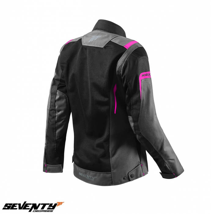Geaca (jacheta) motociclete femei Touring Seventy vara model SD-JT68 Sahara culoare: gri/fuchsia (roz)  Geaca Deventy model SD-JT68 Sahara este o geaca de vara, conceputa pentru a asigura o foarte buna ventilatie, dar si protectie in zilele calduroase. Disponibila intre marimile XS-2XL, acest echipament vine echipat cu protectii Level A la umeri si coate, si combina materiale de calitate inalta, pentru siguranta si confort. Construita cu mesh rezistent si elemente de neopren la guler, geaca asigura un flux de aer optim, dar si un design elegant. Include protectii Level 1 la umeri si coate, dar si un buzunar pentru protectie spate, in situatia in care se doreste echiparea gecii cu protectie spate (protectia spate nu este inclusa; se achizitioneaza separat). Membrana interioara waterproof detasabila ofera protectie suplimentara in conditii de ploaie usoara. continand elemente reflectorizante si avand posibilitatea ajustarii gecii la talie (velcro-adjusted waist), geaca SD-JT68 Sahara este ideala pentru motociclistii ce cauta confort si stil, in utilizarea zilnica a motocicletei sau scuterului.  Descriere: • geaca tip touring/urban; • material: high resistant polyester 600D; • culoare: gri/fuchsia (roz); • tip croi: • geaca waterproof.  Caracteristici: • impermeabilitate: da; • protectie termica: nu; • geaca tip Touring/Urban, fabricata din 600D poliester, 100% ventilala si foarte usoara; • elemente reflectorizante pe exterior, pentru o vizibilitate mai buna; • interior detasabil, impermeabil; • talie ajustabila in laterale; • protectii Level 1 la umeri si coate, omologate si detasabile, pentru a oferi siguranta si protectie; • geaca este e prevazuta cu buzunar pentru protectie spate (protectia spate nu este inclusa, se achizitioneaza separat); protectia spate se comanda separat; • model certificat CE, clasa A, cu omologarea EN 17092-4:2020 standard; • protectii: protectii coate si umeri Level 1 (umeri: Clasa A, level 1; coate: Clasa A, level 1); • buzunar special in geaca pentru depozitarea telefonului mobil sau a ochelarilor de vedere/soare; • manecile pot fi ajustate, in circumferinta, la nivelul bratelor (reglaj sub umeri).  Compozitie: • exterior geaca: – mesh polyester 600D; • interior geaca: – polyester 600D. [3]
