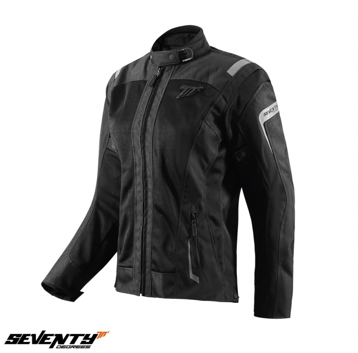 Geaca (jacheta) motociclete femei Touring Seventy vara model SD-JT68 Sahara culoare: gri/fuchsia (roz)  Geaca Deventy model SD-JT68 Sahara este o geaca de vara, conceputa pentru a asigura o foarte buna ventilatie, dar si protectie in zilele calduroase. Disponibila intre marimile XS-2XL, acest echipament vine echipat cu protectii Level A la umeri si coate, si combina materiale de calitate inalta, pentru siguranta si confort. Construita cu mesh rezistent si elemente de neopren la guler, geaca asigura un flux de aer optim, dar si un design elegant. Include protectii Level 1 la umeri si coate, dar si un buzunar pentru protectie spate, in situatia in care se doreste echiparea gecii cu protectie spate (protectia spate nu este inclusa; se achizitioneaza separat). Membrana interioara waterproof detasabila ofera protectie suplimentara in conditii de ploaie usoara. continand elemente reflectorizante si avand posibilitatea ajustarii gecii la talie (velcro-adjusted waist), geaca SD-JT68 Sahara este ideala pentru motociclistii ce cauta confort si stil, in utilizarea zilnica a motocicletei sau scuterului.  Descriere: • geaca tip touring/urban; • material: high resistant polyester 600D; • culoare: gri/fuchsia (roz); • tip croi: • geaca waterproof.  Caracteristici: • impermeabilitate: da; • protectie termica: nu; • geaca tip Touring/Urban, fabricata din 600D poliester, 100% ventilala si foarte usoara; • elemente reflectorizante pe exterior, pentru o vizibilitate mai buna; • interior detasabil, impermeabil; • talie ajustabila in laterale; • protectii Level 1 la umeri si coate, omologate si detasabile, pentru a oferi siguranta si protectie; • geaca este e prevazuta cu buzunar pentru protectie spate (protectia spate nu este inclusa, se achizitioneaza separat); protectia spate se comanda separat; • model certificat CE, clasa A, cu omologarea EN 17092-4:2020 standard; • protectii: protectii coate si umeri Level 1 (umeri: Clasa A, level 1; coate: Clasa A, level 1); • buzunar special in geaca pentru depozitarea telefonului mobil sau a ochelarilor de vedere/soare; • manecile pot fi ajustate, in circumferinta, la nivelul bratelor (reglaj sub umeri).  Compozitie: • exterior geaca: – mesh polyester 600D; • interior geaca: – polyester 600D. [1]