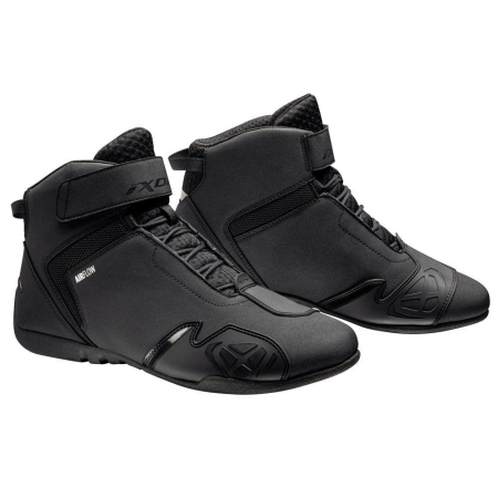 INCALTAMINTE - Ghete moto Ixon Gambler MS negru