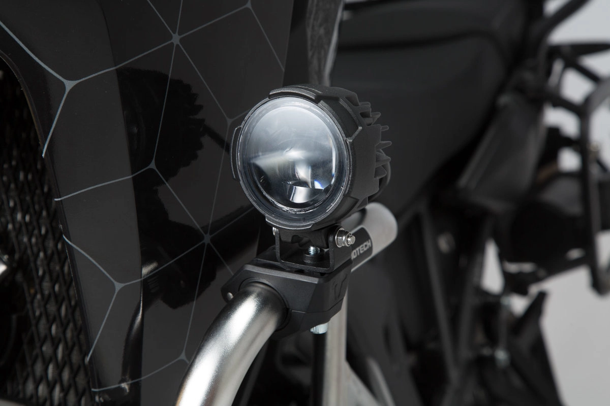 Proiectoare ceata cu cleme fixare crash bar inclus - Negru. SW-MOTECH [4]