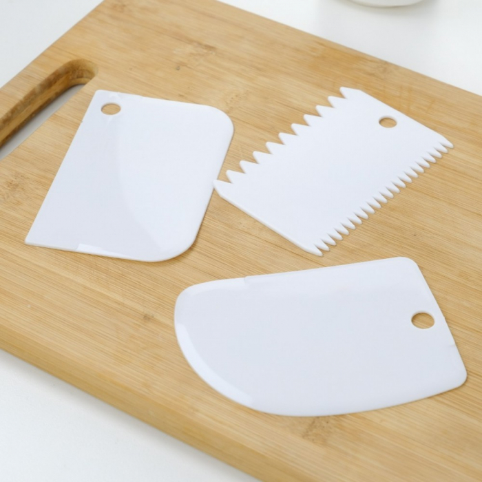 Set 3 spatule pentru ornare torturi si prajituri [3]