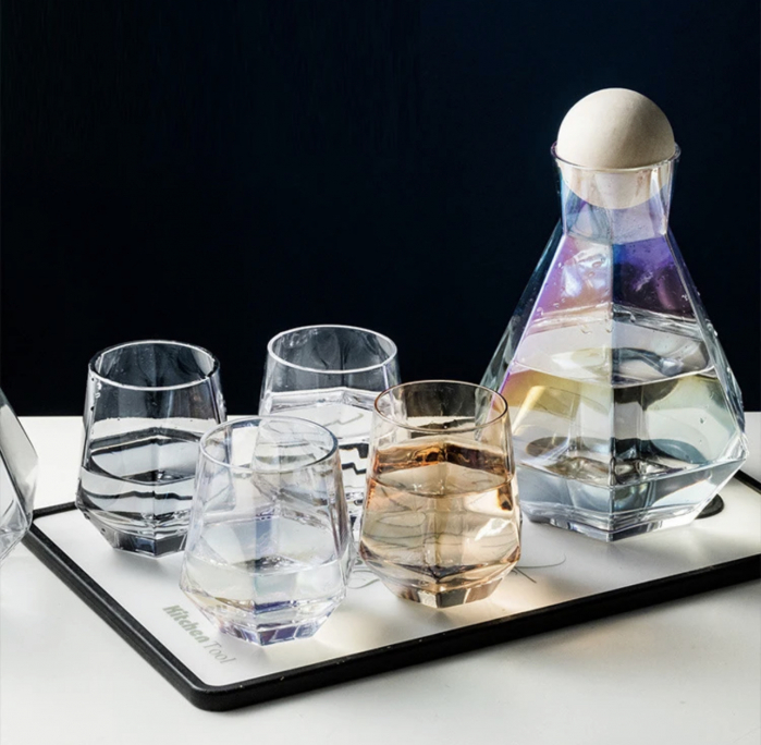 Set sticla cu 4 pahare, capac forma bila, model minimalist diamond, capacitate sticla 1380ml, pahar 300ml [2]