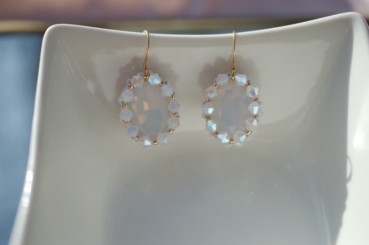 Cercei cu Cristale - White Opal [6]